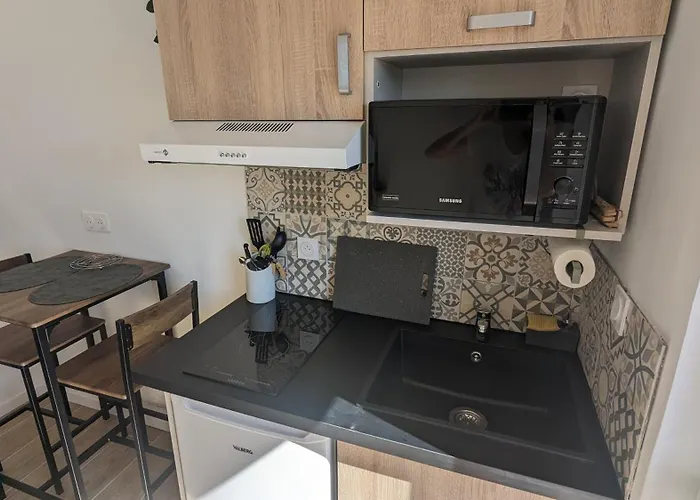 Studio Cosy Neuf Calme -Parking Terrasse Privee Piscine 5Mn Gare Tgv Aix Et Za Aix La Duranne 15 Mn Aeroport Marseille