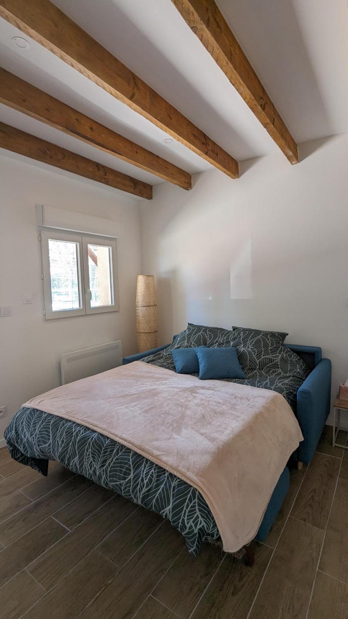 Apartment Cosy Neuf Calme -parking Terrasse Privee Piscine 5mn Gare Tgv Aix Et Za Aix La Duranne 15 Mn Aeroport Marseille *
